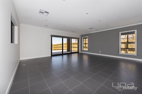 Property photo of 141 Claret Ash Boulevard Harkness VIC 3337