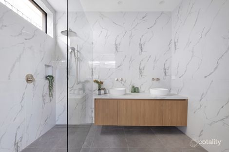 Property photo of 2/89 Yarrbat Avenue Balwyn VIC 3103