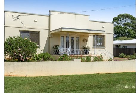 Property photo of 43 Leichhardt Street Centenary Heights QLD 4350