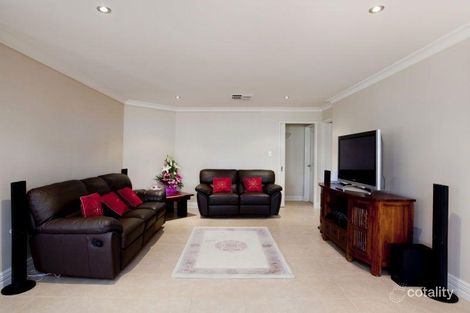 Property photo of 2 Midlothian Crescent Kinross WA 6028