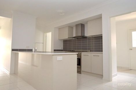 Property photo of 8 Gelu Court Springfield Lakes QLD 4300