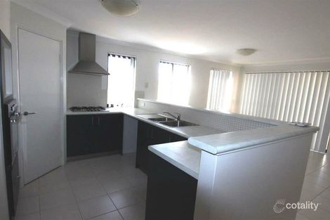 4/33 Banyard Ave, Kelmscott, WA 6111