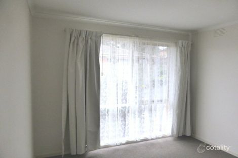 Property photo of 2/237-239 Hull Road Mooroolbark VIC 3138