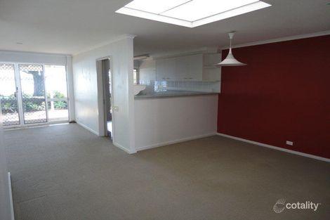Property photo of 32B/10 Spinnaker Drive Sandstone Point QLD 4511