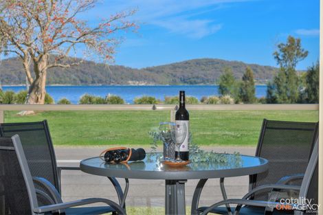 Property photo of 54 Lakeside Drive Swansea NSW 2281