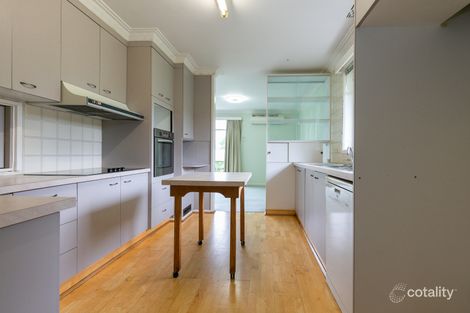 Property photo of 2 Maygar Street Hughes ACT 2605