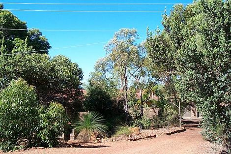 4 Bolt Ct, Lesmurdie, WA 6076