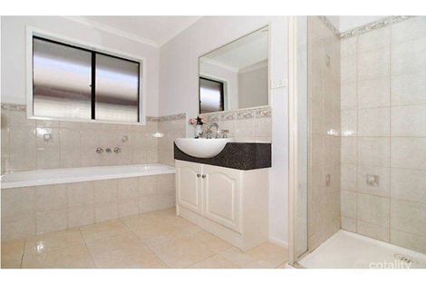 Property photo of 9 Stoneman Turn Caroline Springs VIC 3023