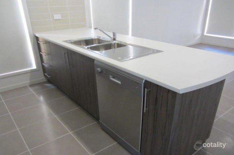 Property photo of 6 Grasstrail Street Andergrove QLD 4740