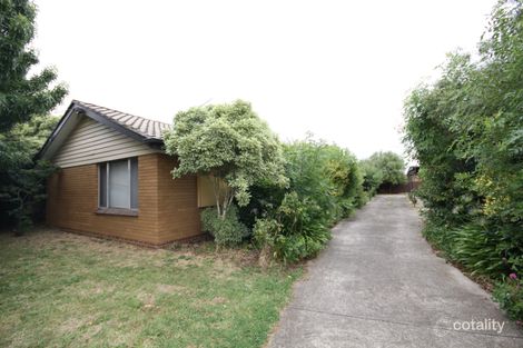 2/1 Evelyn St, Wendouree, VIC 3355