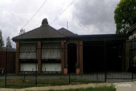 9 Andrew St, Melton South, VIC 3338