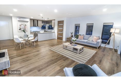 Property photo of 71 Debonair Parade Craigieburn VIC 3064