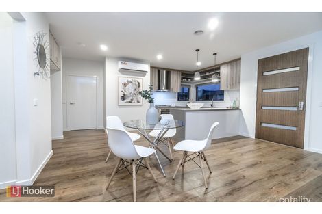 Property photo of 71 Debonair Parade Craigieburn VIC 3064