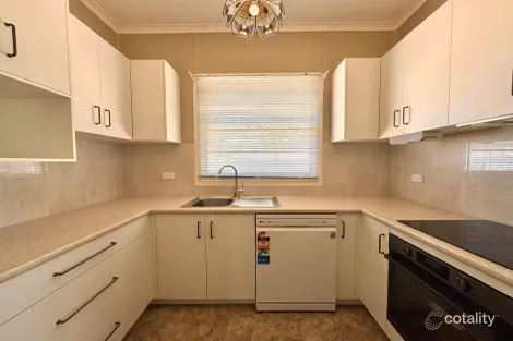 Property photo of 5 Stanley Street Young NSW 2594