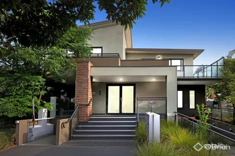 Property photo of 110 Atherton Road Oakleigh VIC 3166