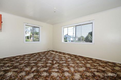 Property photo of 17 Amoria Street Mansfield QLD 4122