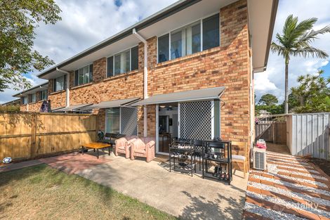 Property photo of 20/20 Huth Street Labrador QLD 4215