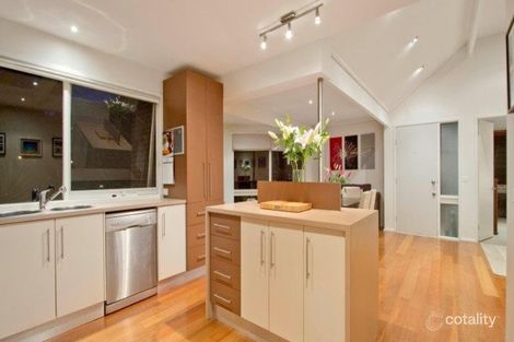 Property photo of 23 Pimelia Court Frankston VIC 3199