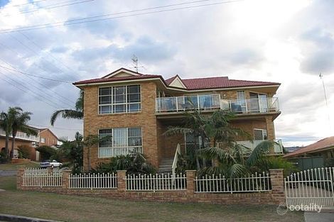 2 Orana Ave, Blue Bay, NSW 2261