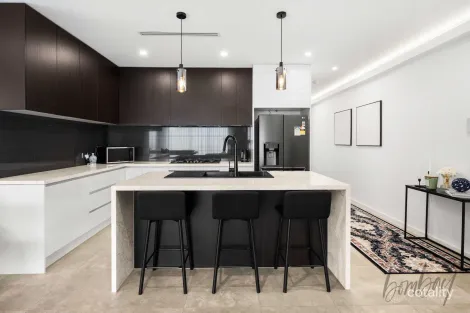 Property photo of 2 Flaxseed Drive Mickleham VIC 3064