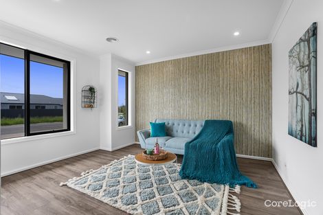 Property photo of 105 Oldbridge Boulevard Weir Views VIC 3338