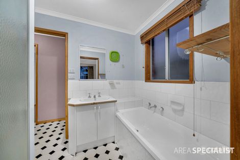 Property photo of 11 McGuigan Drive Cranbourne West VIC 3977