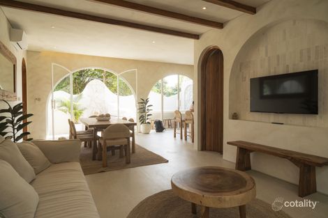 1/20-22 Expo Ct, Ashmore, QLD 4214