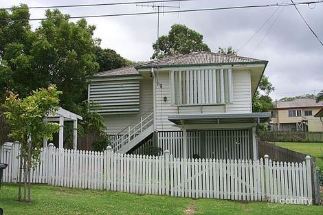 23 Raeburn St, Manly, QLD 4179