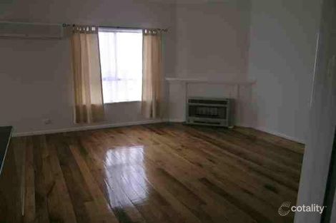 Property photo of 46 Victoria Street Eaglehawk VIC 3556