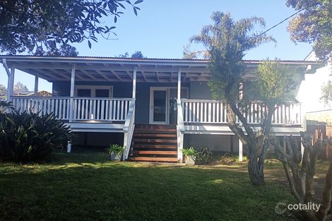 Property photo of 9 Murrumbong Road Summerland Point NSW 2259