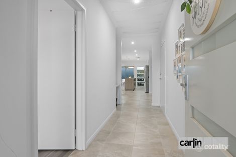 Property photo of 78 Turquoise Boulevard Treeby WA 6164