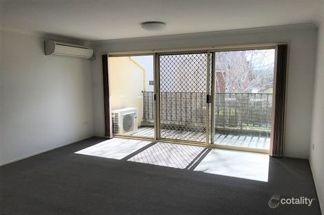 Property photo of 19 Byron Court Phillip ACT 2606