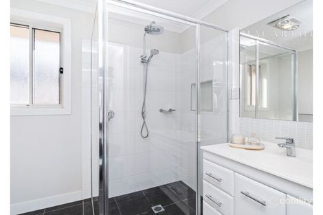Property photo of 4 Paradise Drive Gobbagombalin NSW 2650