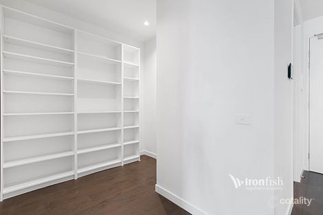 Property photo of 201/11 Foundation Boulevard Burwood East VIC 3151