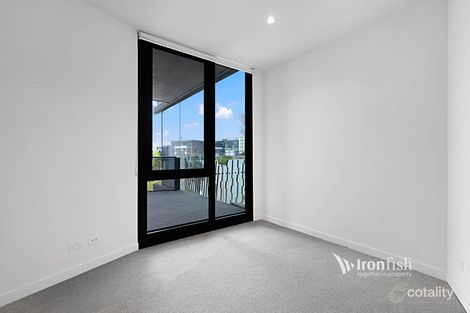 Property photo of 201/11 Foundation Boulevard Burwood East VIC 3151