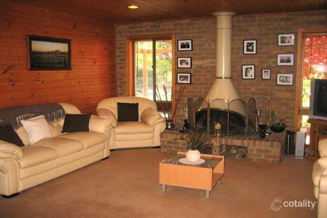 Property photo of 8 Fraser Avenue Beaconsfield Upper VIC 3808