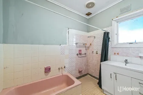 Property photo of 37 Crittenden Road Smithfield Plains SA 5114