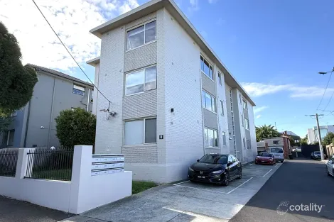 11/18 Normanby St, Windsor, VIC 3181