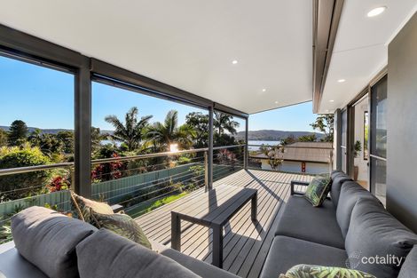 303 Avoca Dr, Green Point, NSW 2251