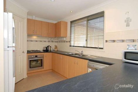 Property photo of 13 Solander Grove Tarneit VIC 3029