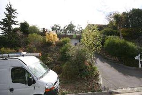 Property photo of 3 Challenger Court Happy Valley SA 5159