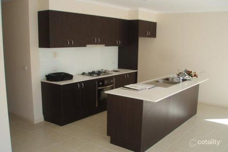 Property photo of 2/22 Sidney Nolan Walk Point Cook VIC 3030