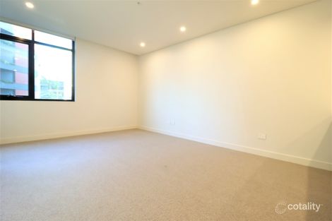 Property photo of 526/8 Lapwing Street Wentworth Point NSW 2127