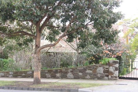 4 Viewbank Rd, Glen Iris, VIC 3146