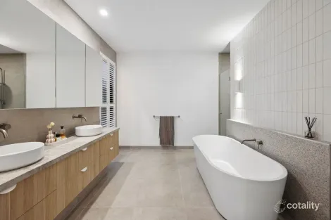 Property photo of 33 Cowrie Road Torquay VIC 3228