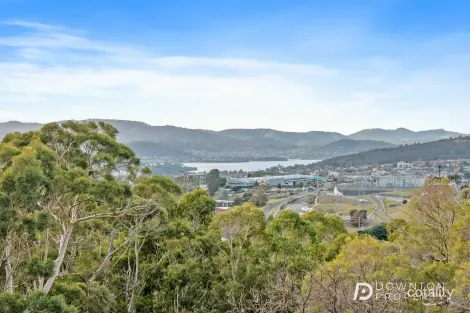 Property photo of 33 Alwyn Road Lenah Valley TAS 7008