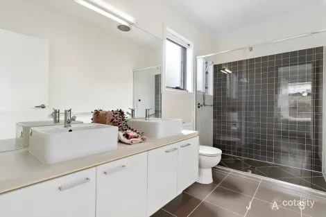 Property photo of 77 Callaway Boulevard Sunshine West VIC 3020