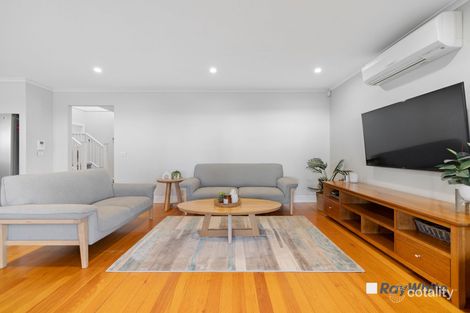 Property photo of 9 Sulky Court Endeavour Hills VIC 3802