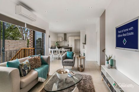 Property photo of 2/101 Fleetwood Crescent Frankston South VIC 3199