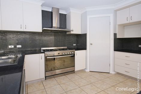 Property photo of 5 Auderdale Close Bourkelands NSW 2650